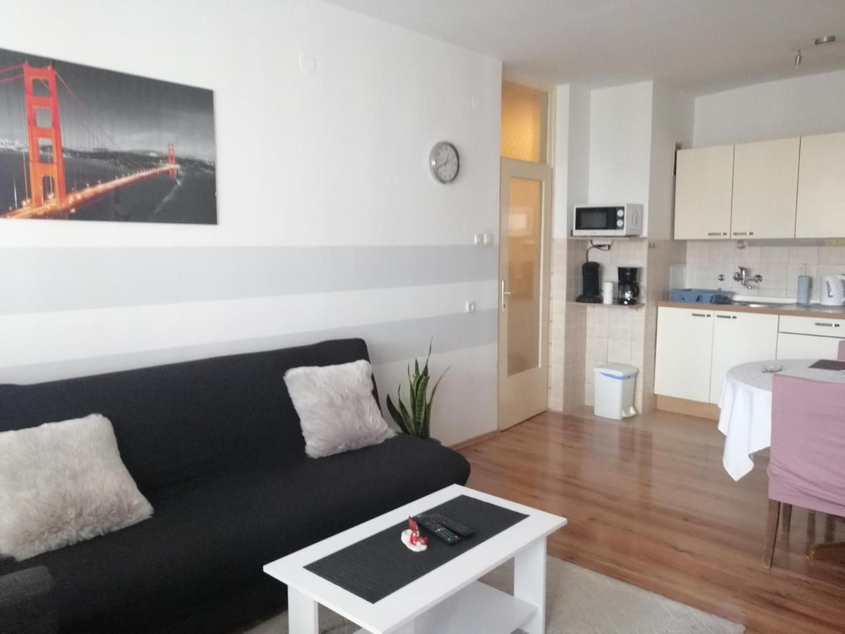 Apartman Dea Apartment Рийека Екстериор снимка